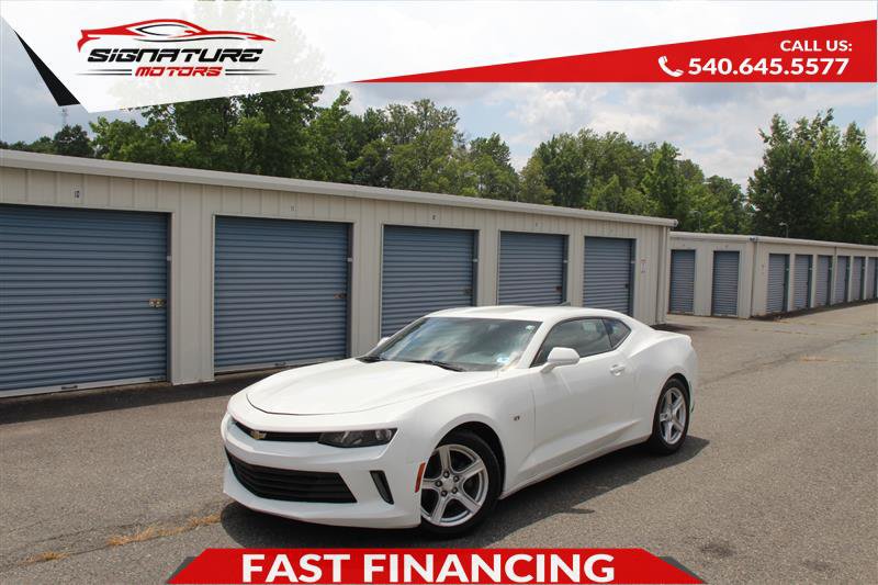 Used 2017 Chevrolet Camaro LT RWD image 1