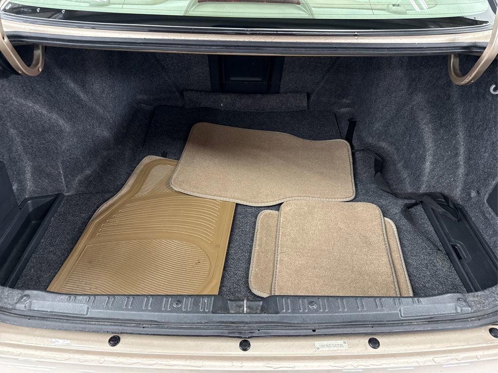 Used 2002 Honda Accord LX image 10