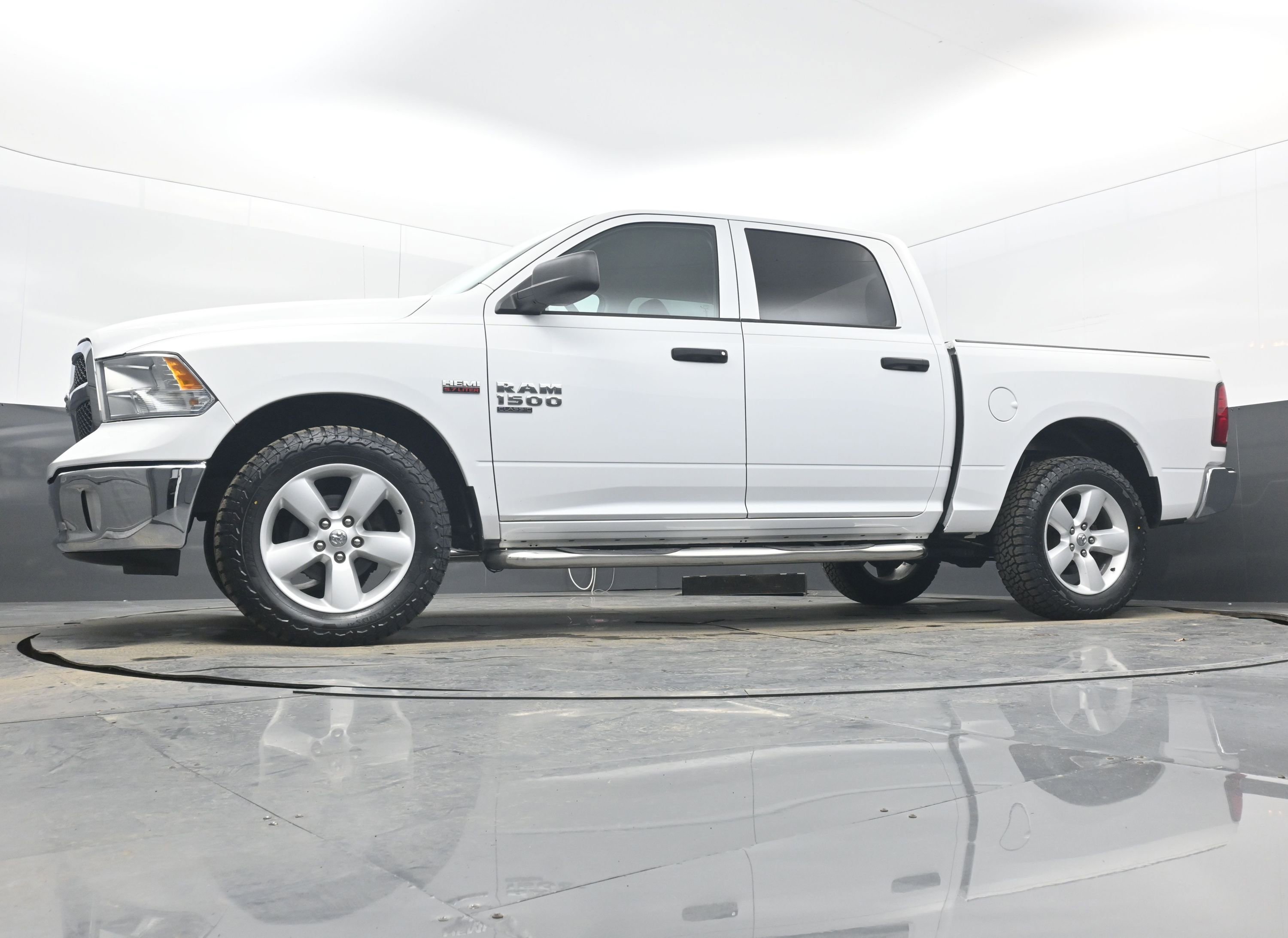 Used 2020 RAM 1500 Tradesman w/ Tradesman SXT Package image 20