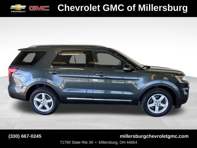 Used 2016 Ford Explorer XLT w/ Equipment Group 202A AWD/4WD image 2