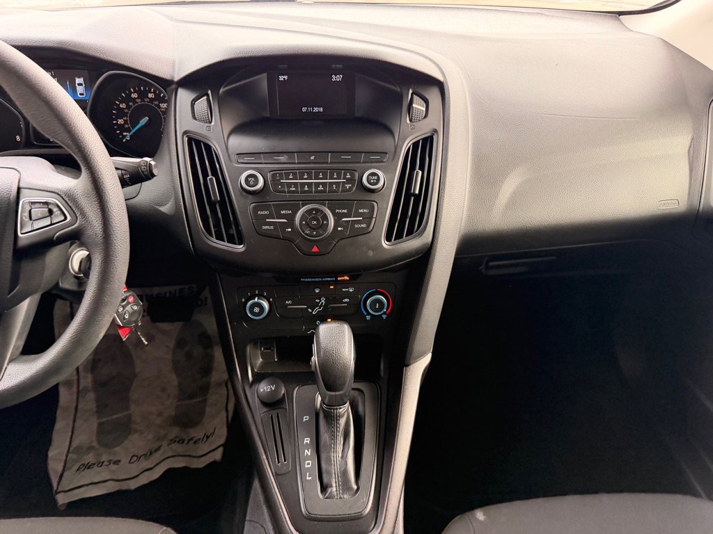 Used 2018 Ford Focus SE image 23