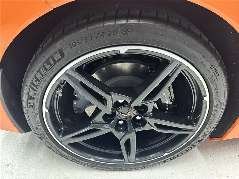 Used 2024 Chevrolet Corvette Stingray Convertible w/ 1LT RWD image 19