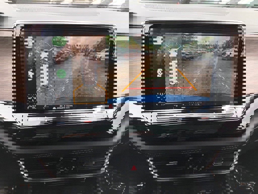 New 2025 Volkswagen Atlas SEL Premium R-Line image 25