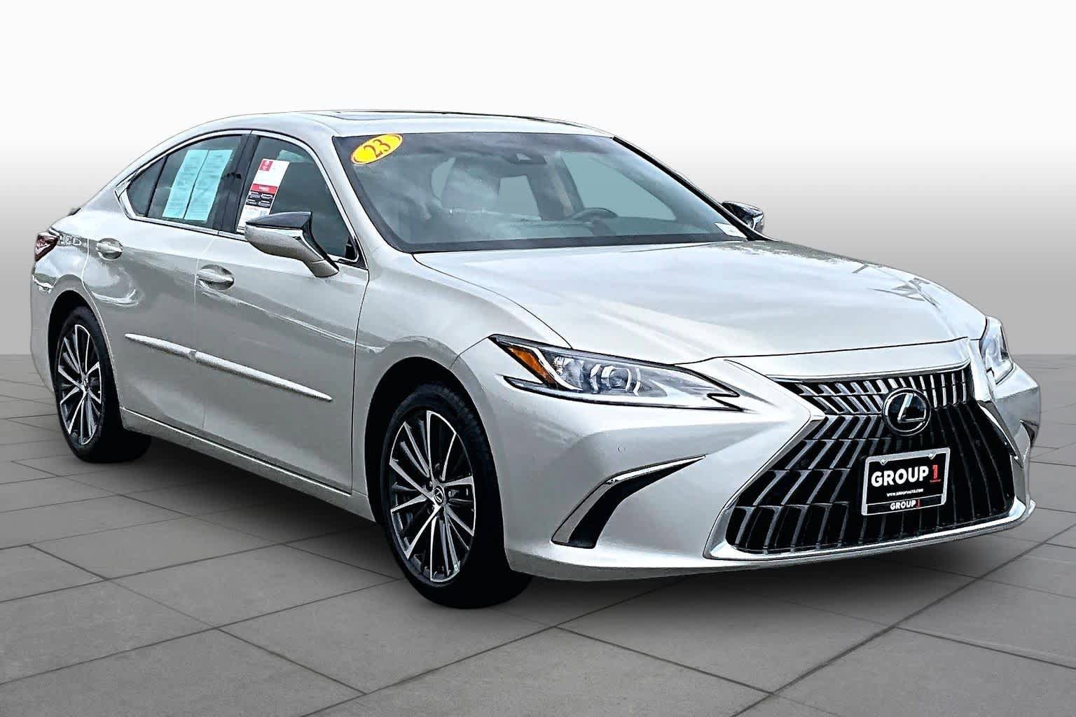 Used 2023 Lexus ES 300h w/ Premium Package FWD image 2