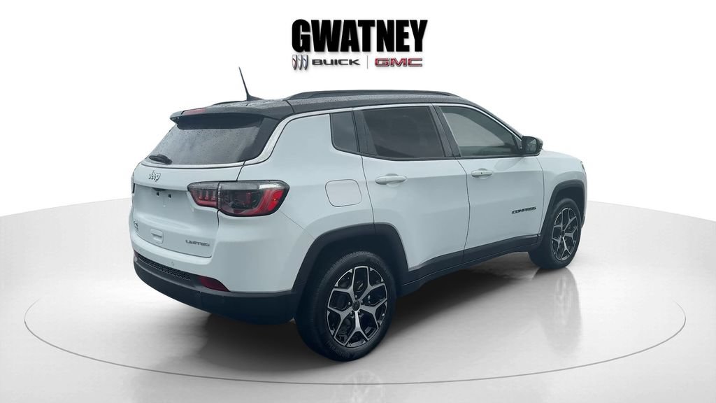 Used 2025 Jeep Compass Limited AWD/4WD image 3