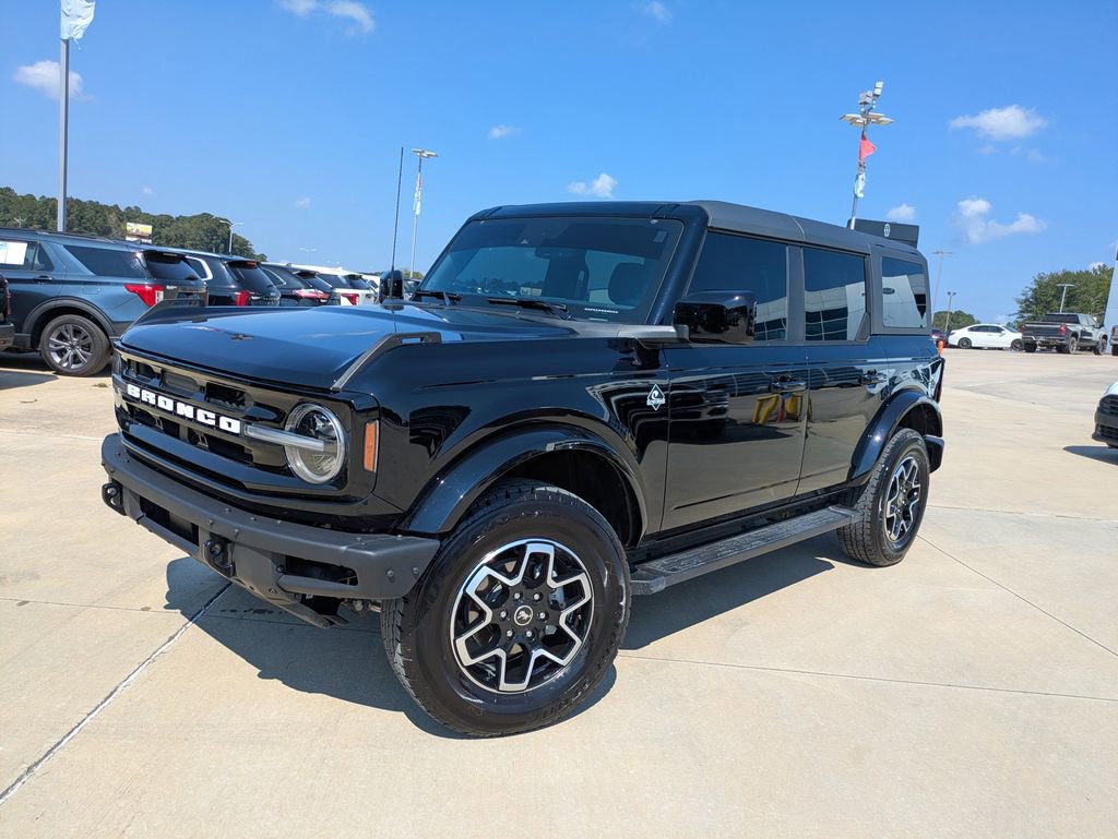 Used 2024 Ford Bronco Outer Banks image 4