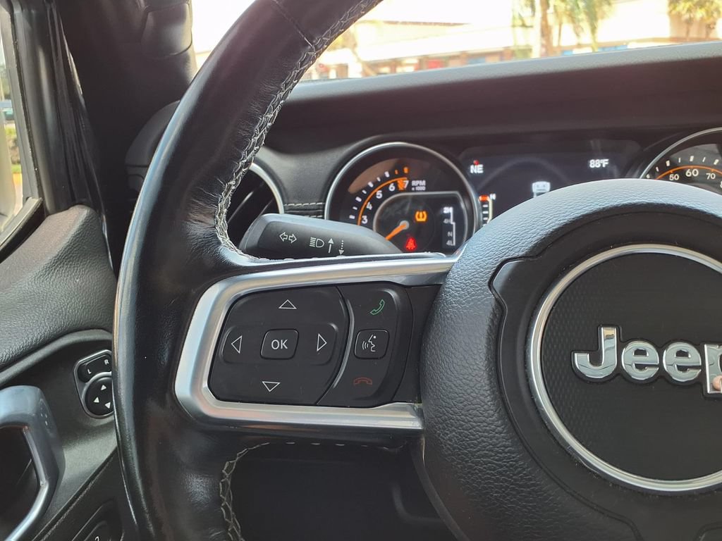 Used 2021 Jeep Gladiator Overland w/ Popular Equipment Package AWD/4WD image 34