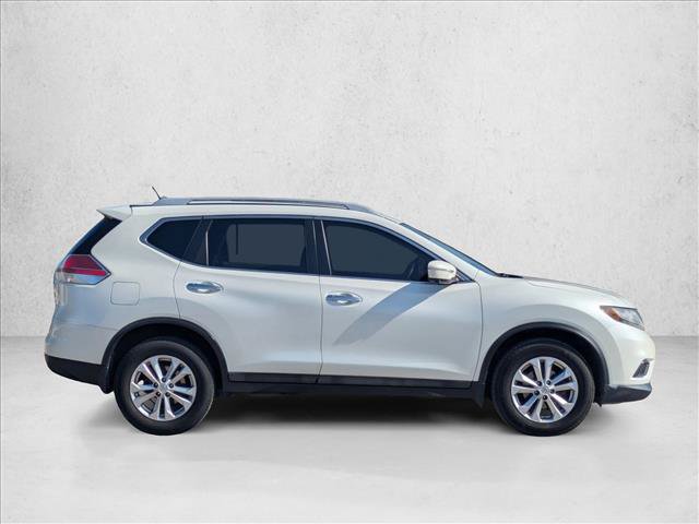 Used 2015 Nissan Rogue SV w/ SV Premium Package AWD/4WD image 4