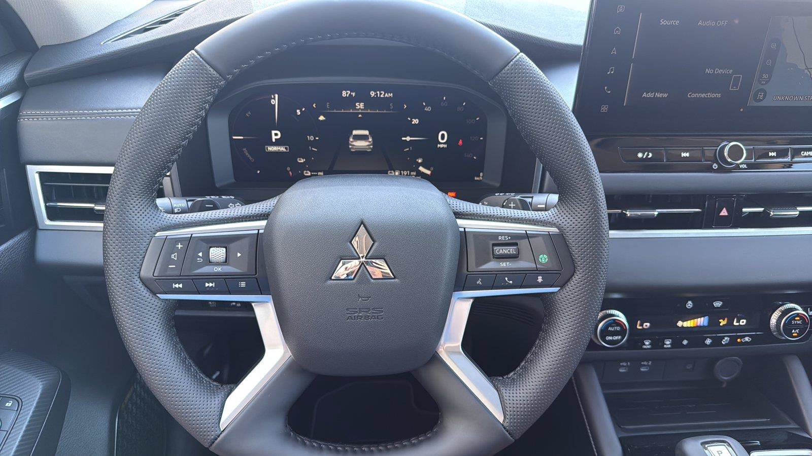 New 2026 Mitsubishi Outlander SE AWD/4WD image 12