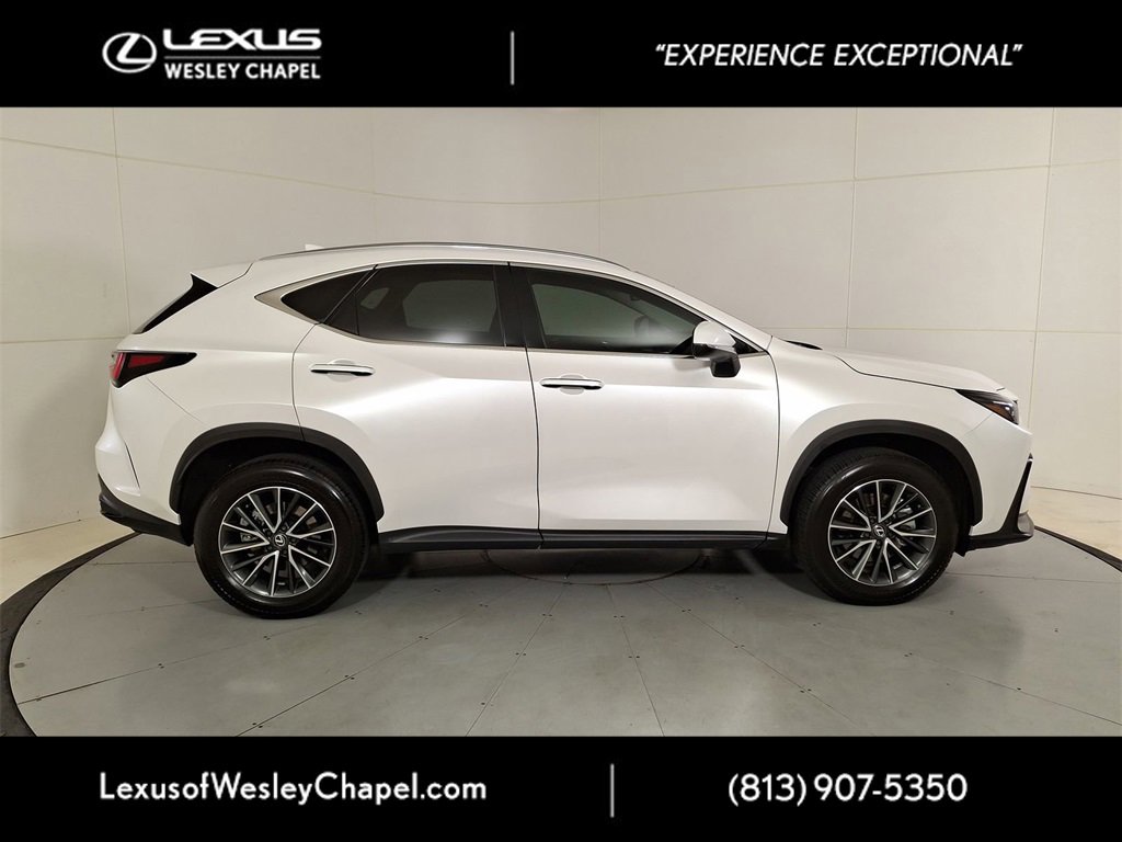 Used 2025 Lexus NX 250 FWD w/ Premium Package image 2