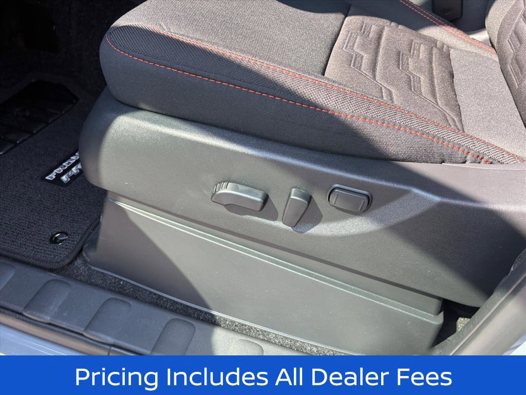 New 2026 Nissan Frontier PRO-4X w/ Pro-4x Convenience Package AWD/4WD image 18