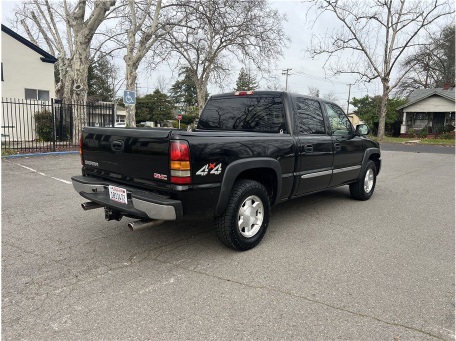 Used 2006 GMC Sierra 1500 SLE w/ Light Duty Power Package image 7