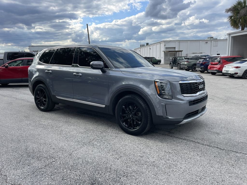 Certified 2022 Kia Telluride LX AWD/4WD image 2
