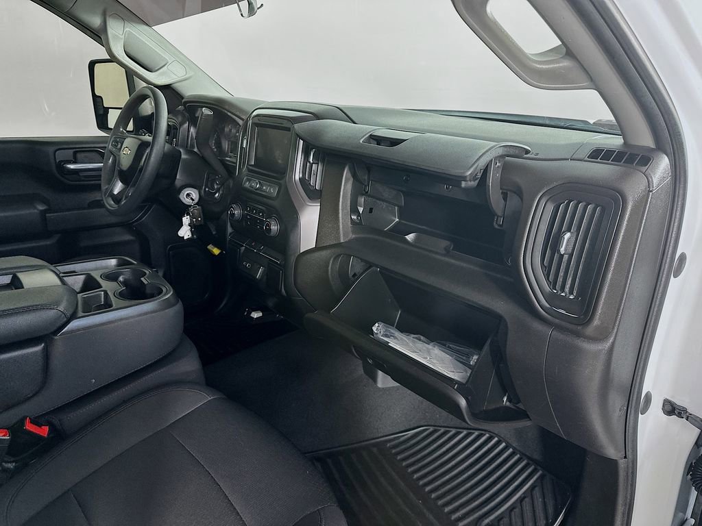 Used 2023 Chevrolet Silverado 2500 Custom AWD/4WD image 31