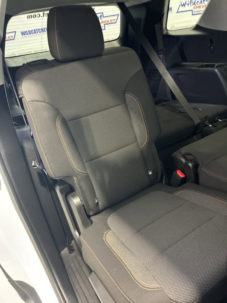 Used 2020 Chevrolet Traverse LS image 39