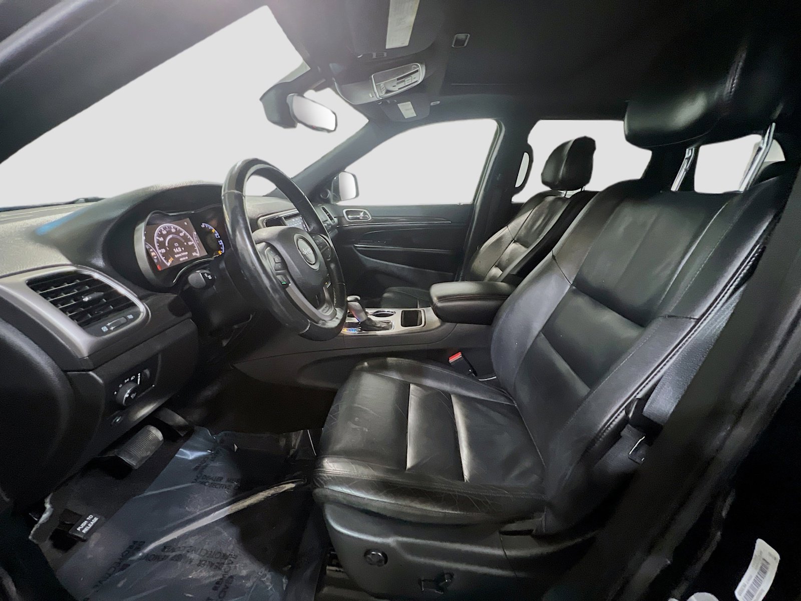 Used 2018 Jeep Grand Cherokee Limited image 15