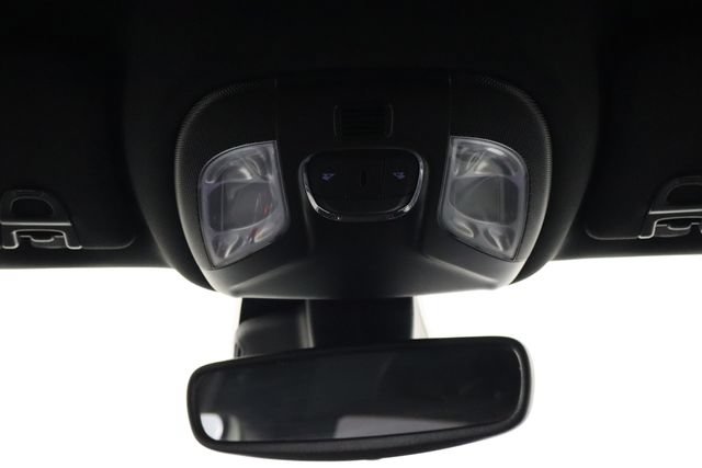 Used 2024 Jeep Compass Latitude AWD/4WD image 23