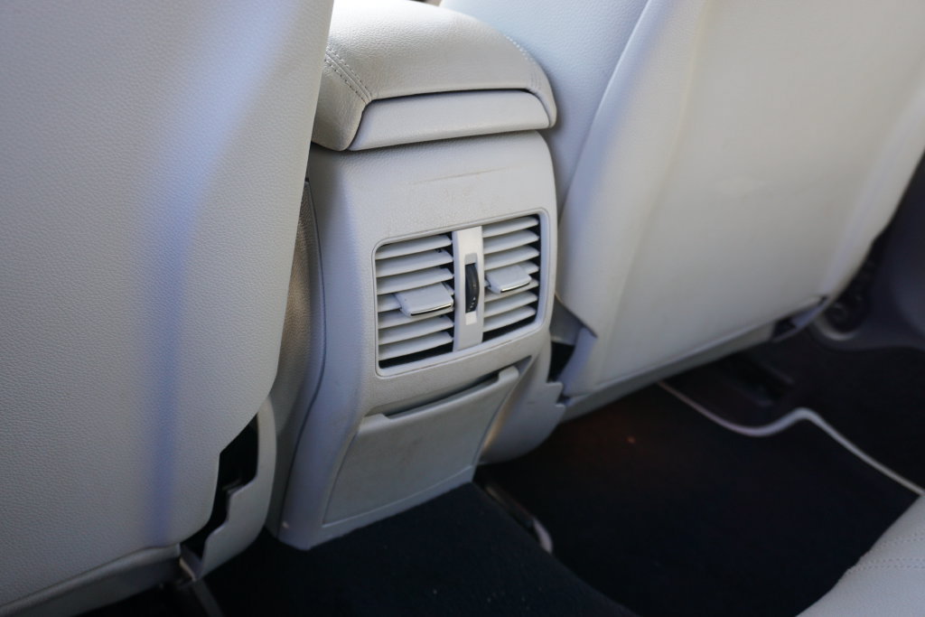 Used 2014 Mercedes-Benz CLA 250 image 19