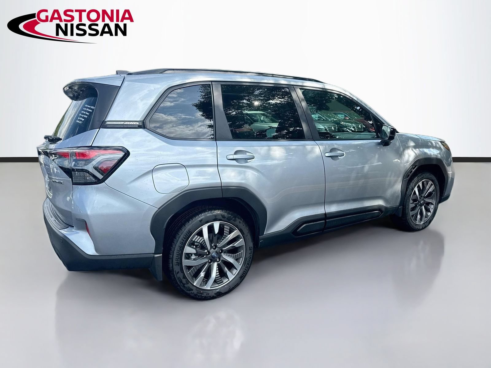 Used 2026 Subaru Forester Touring AWD/4WD image 9