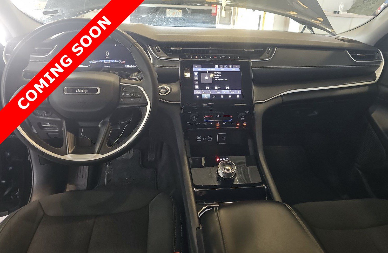 Used 2023 Jeep Grand Cherokee L Laredo RWD image 5