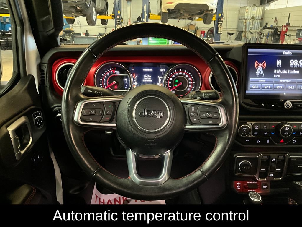 Used 2019 Jeep Wrangler Unlimited Rubicon w/ Advanced Safety Group image 11