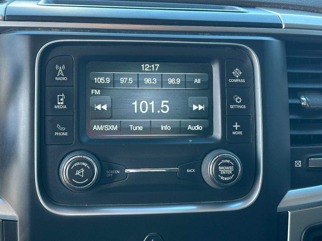 Used 2015 RAM 2500 SLT image 21