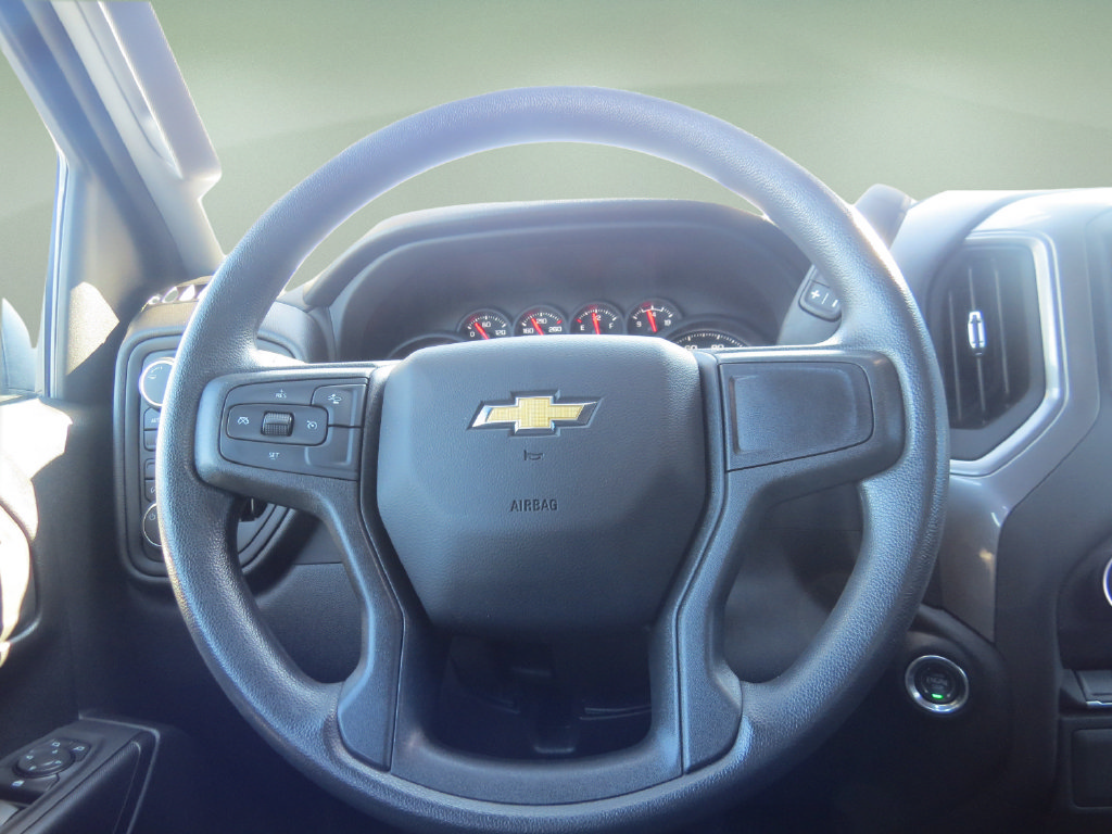 Certified 2026 Chevrolet Silverado 1500 Custom AWD/4WD image 18