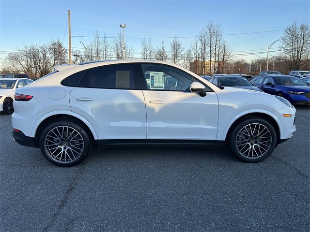 Used 2021 Porsche Cayenne Coupe image 4