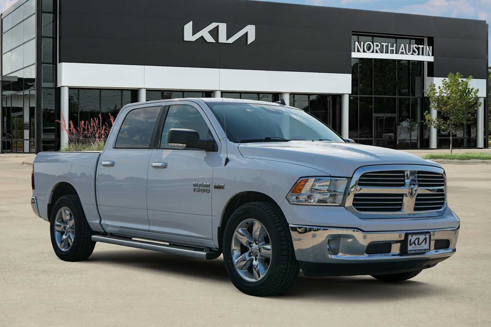 Used 2016 RAM 1500 Lone Star RWD image 6
