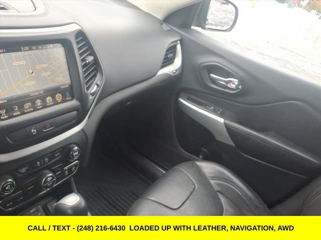 Used 2018 Jeep Cherokee Overland image 23