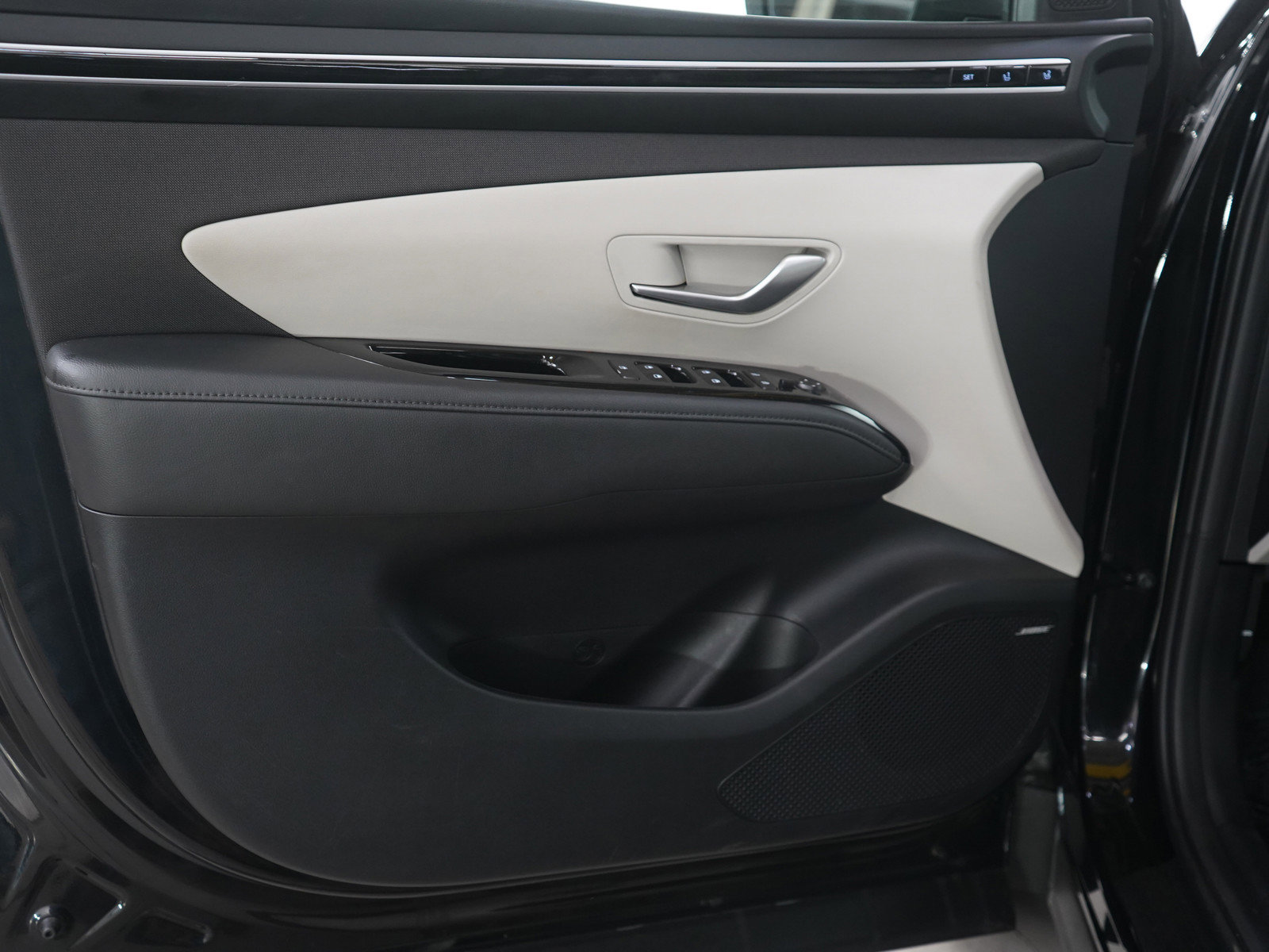 Used 2024 Hyundai Tucson Limited image 18