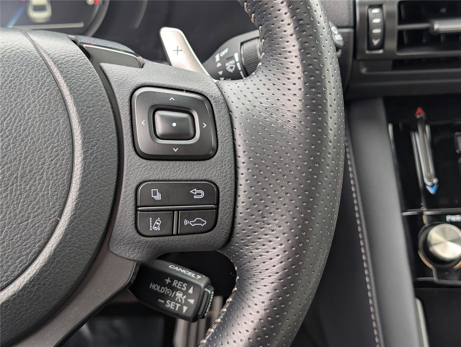 Certified 2023 Lexus IS 350 F Sport w/ Memory Package image 25