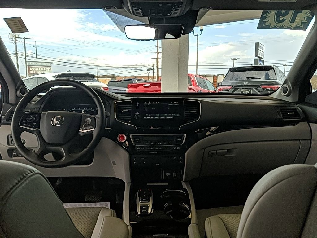 Used 2019 Honda Pilot Elite image 17