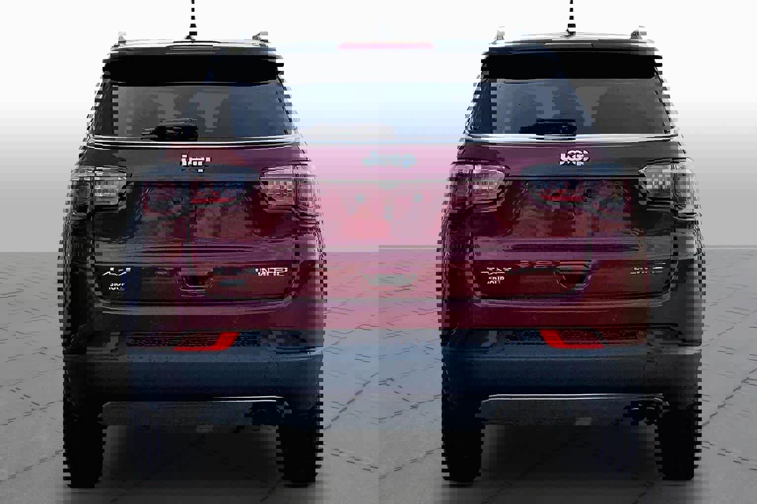 Used 2021 Jeep Compass Limited w/ Sun and Sound Group image 5