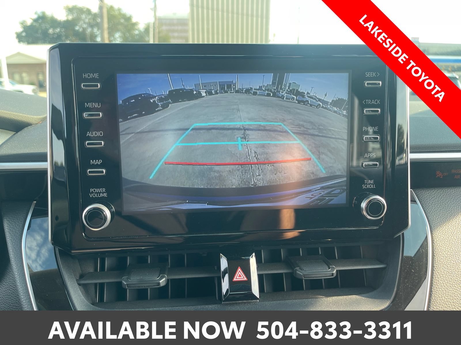 Used 2020 Toyota Corolla LE FWD image 31