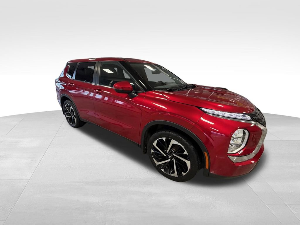 Used 2022 Mitsubishi Outlander ES image 8