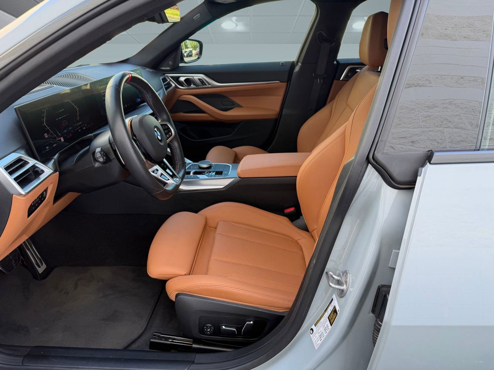 Certified 2025 BMW M440i image 5