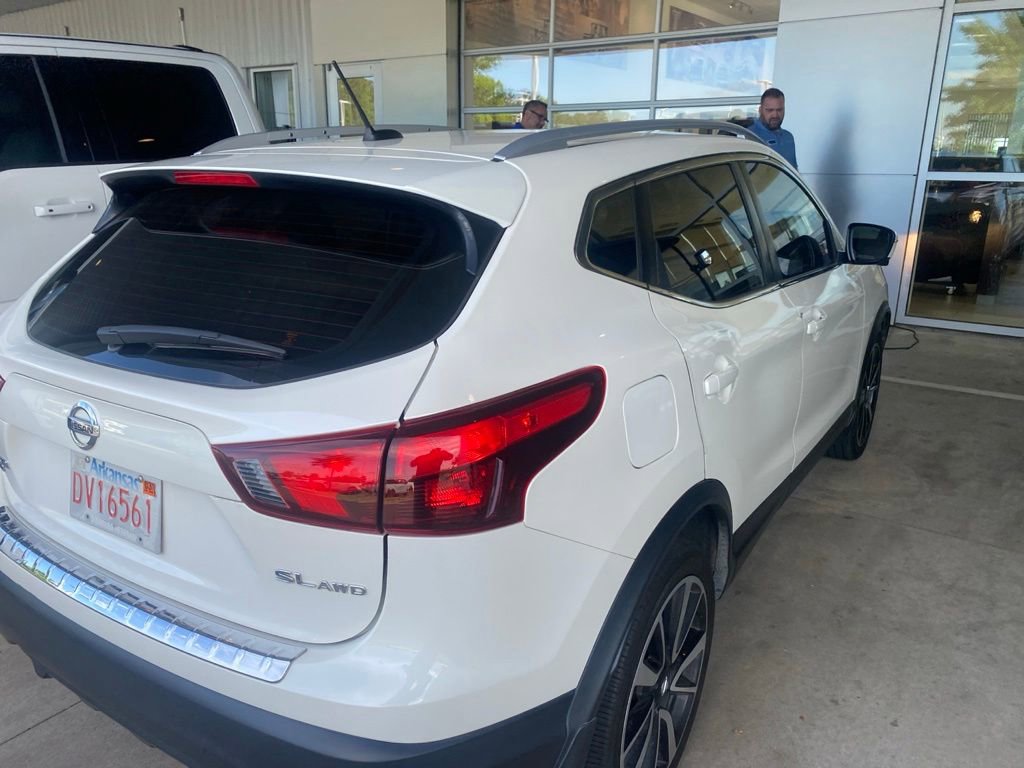 Used 2017 Nissan Rogue Sport SL AWD/4WD image 7