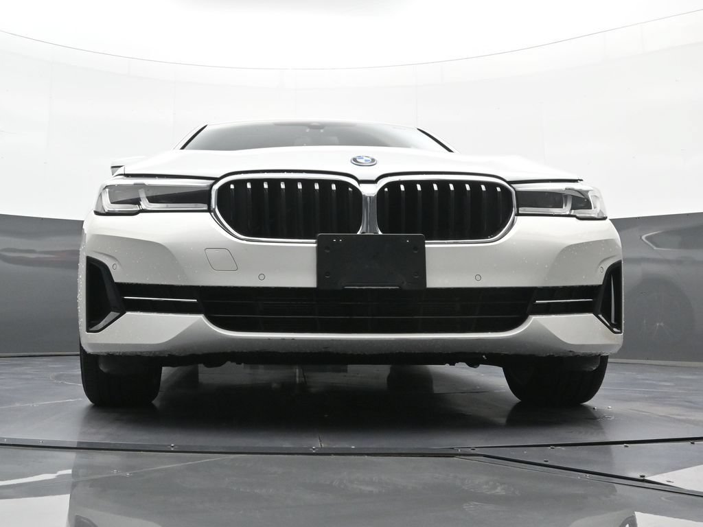 Used 2023 BMW 530e xDrive w/ Premium Package AWD/4WD image 23