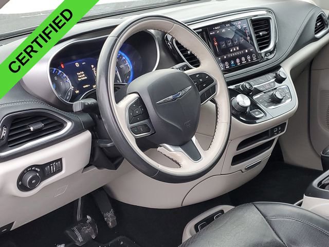 Used 2019 Chrysler Pacifica Limited image 11