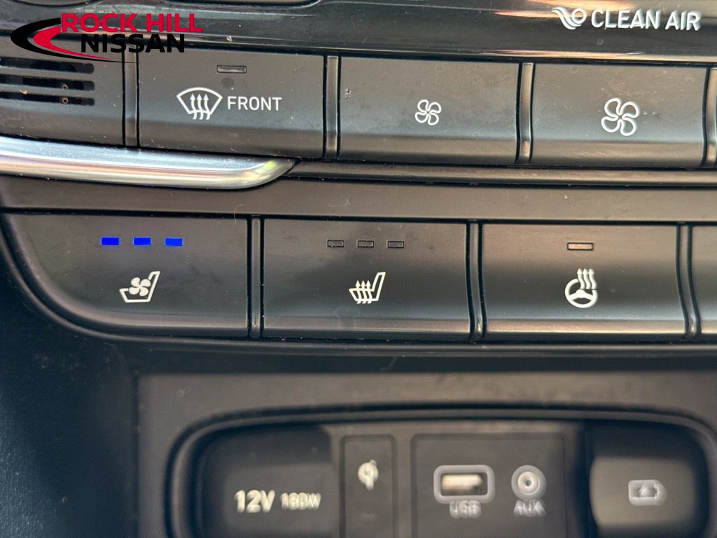 Used 2019 Hyundai Santa Fe AWD image 23