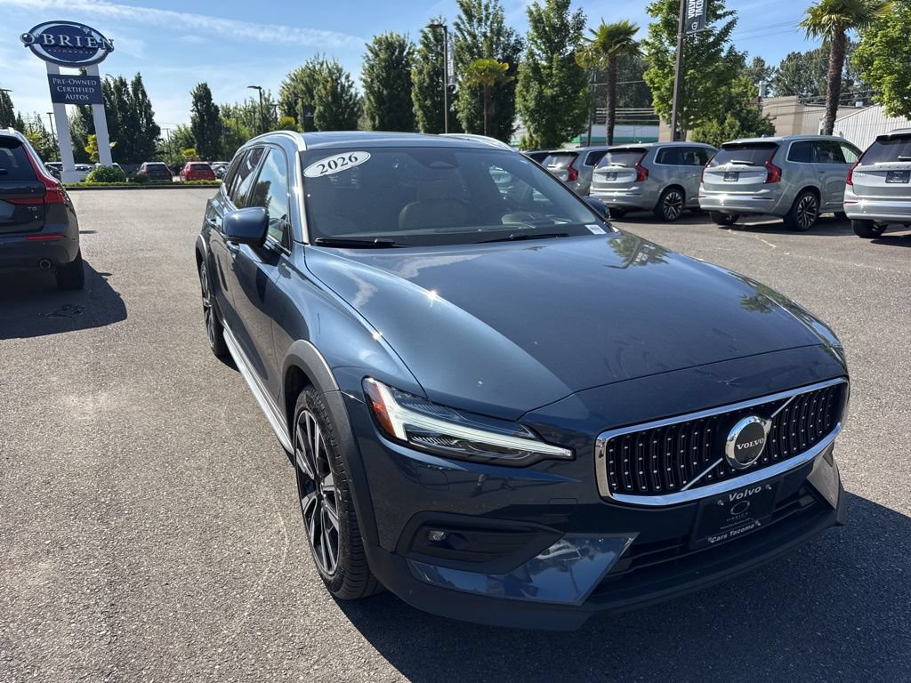 Used 2026 Volvo V60 B5 Cross Country Ultra AWD/4WD image 8