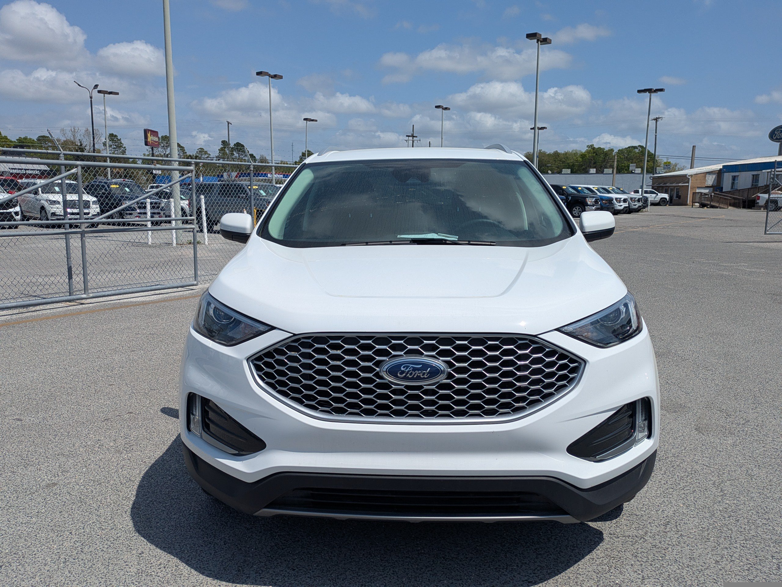 Used 2024 Ford Edge SEL w/ Convenience Package AWD/4WD image 9