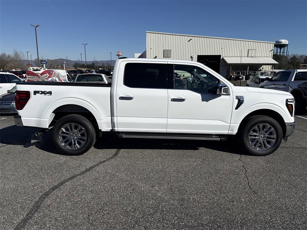 Used 2024 Ford F150 Lariat w/ FX4 Off-Road Package image 8