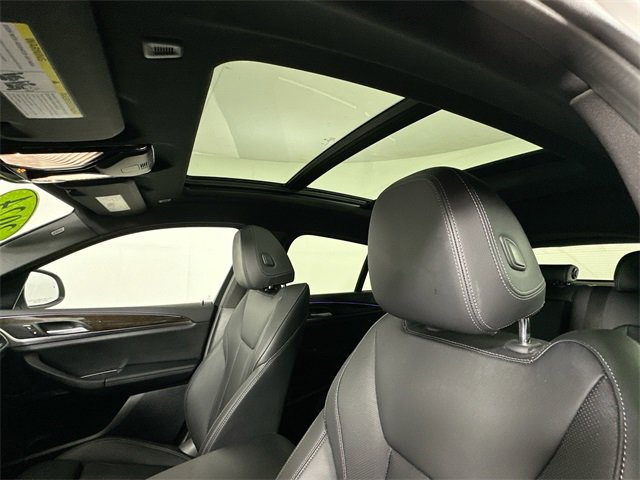 Used 2024 BMW X4 xDrive30i image 19