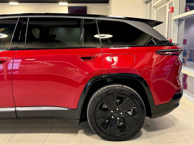 Used 2025 Jeep Wagoneer S Launch Edition AWD/4WD image 11