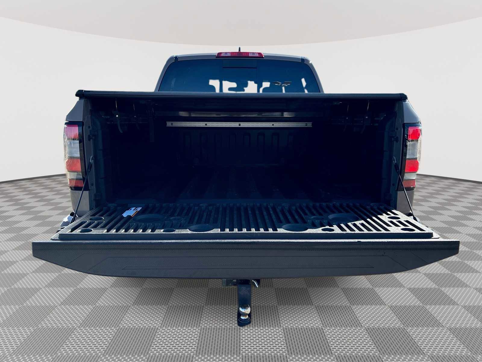 Used 2023 Nissan Frontier PRO-4X w/ Pro Convenience Package image 26