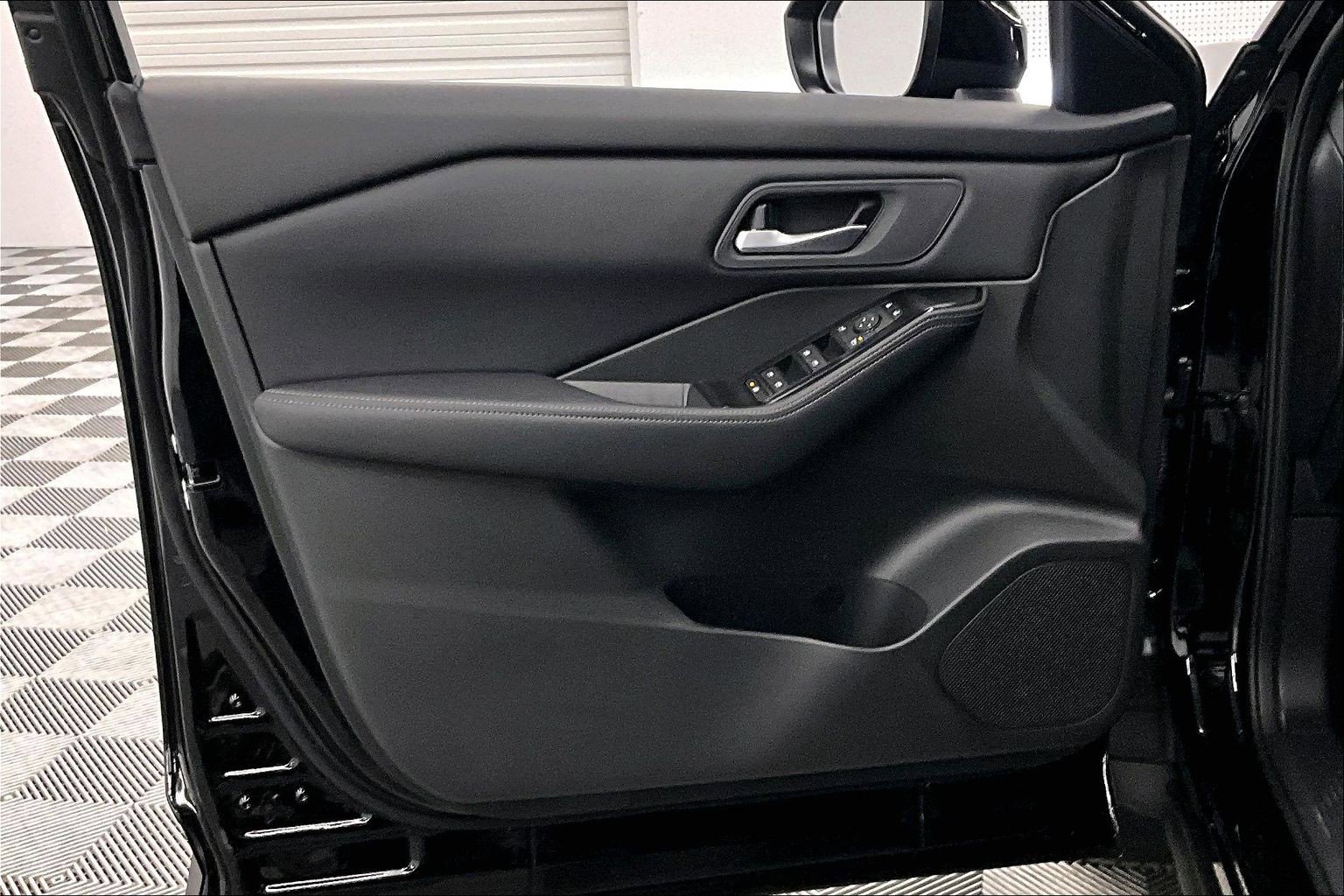 New 2026 Nissan Rogue SV FWD image 62