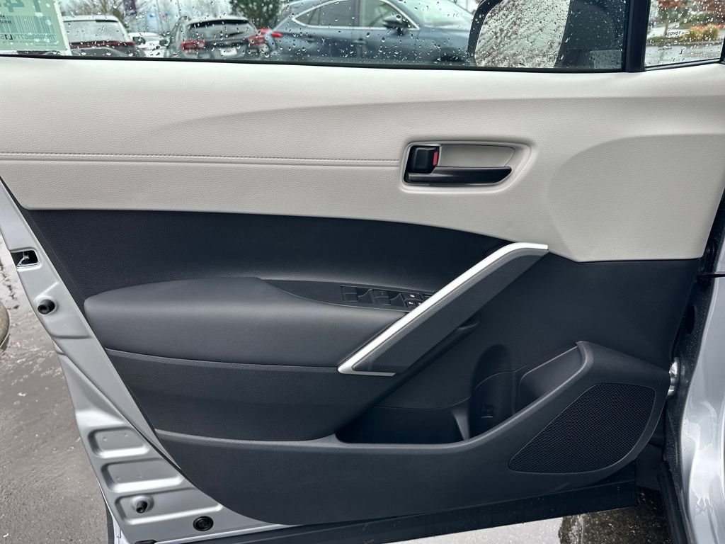 New 2026 Toyota Corolla Cross L image 11