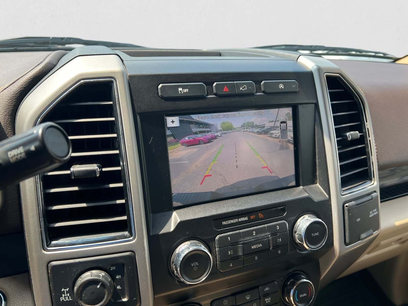 Used 2019 Ford F150 Lariat w/ Equipment Group 501A Mid AWD/4WD image 20